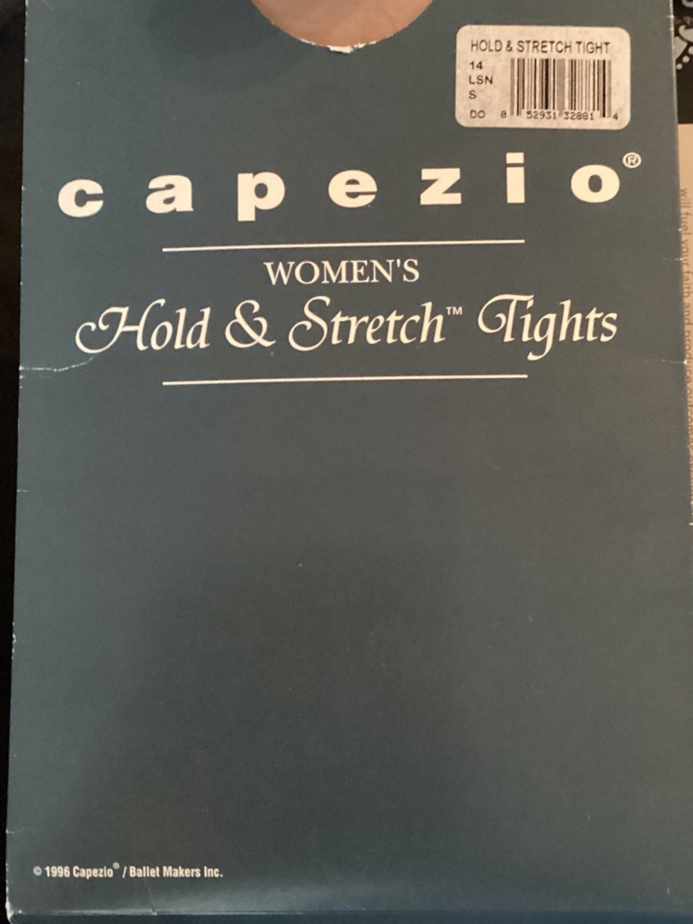 Capezio Hold & Stretch Tights Women’s Small LSN Light Suntan NEW